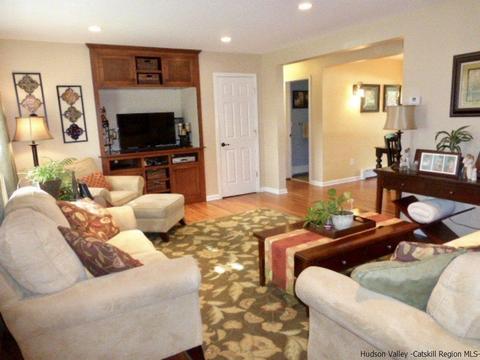 1102 Plains Rd, Wallkill, NY 12589 photo 6