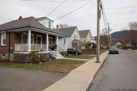 58 W Center St, Beacon, NY 12508 photo 8