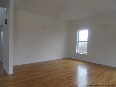 350 Bruyn Tpke, Wallkill, NY 12589 photo 9