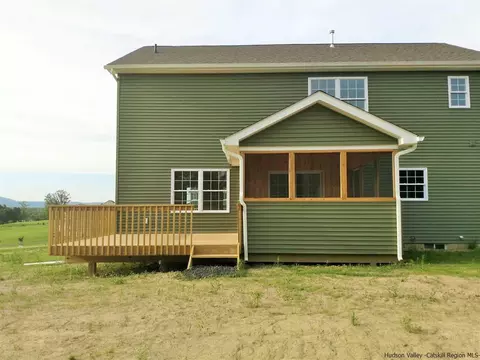 21 Ralph Brach Dr, Wallkill, NY 12589 photo 25