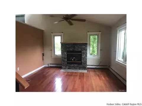 34 Denton Rd, Wallkill, NY 12589 photo 7