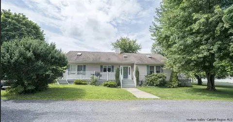 1 Sisti Rd, Wallkill, NY 12589 photo 1