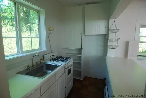 77 Silver Holw, Willow, NY 12495 photo 8