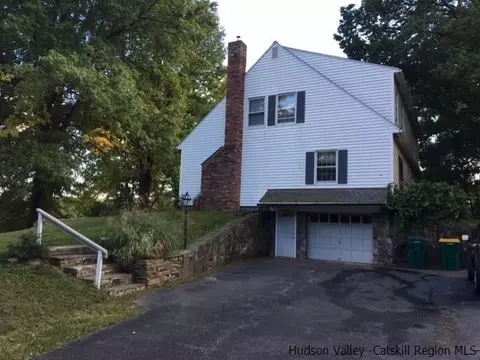 155 Yantz, Red Hook, NY 12571 photo 4
