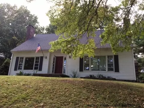 155 Yantz, Red Hook, NY 12571 photo 1