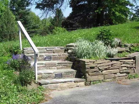 155 Yantz, Red Hook, NY 12571 photo 6