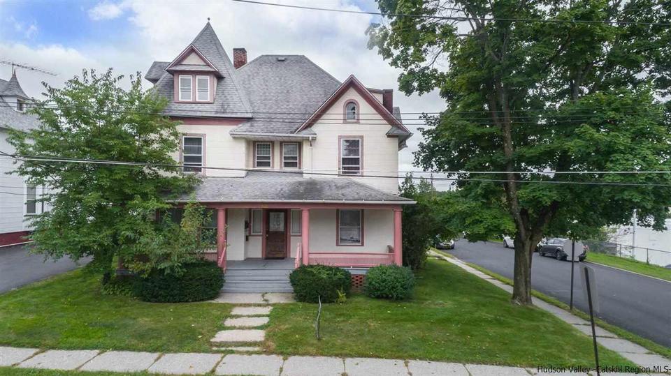 52 Grand Ave, Middletown, NY 10940 31 Photos MLS 20184136 Movoto