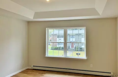 39 Dubois St, Wallkill, NY 12589 photo 14
