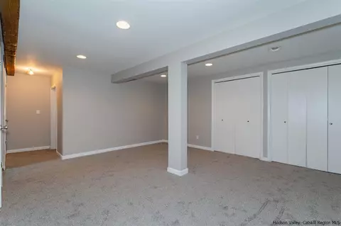 23 Walnut Ct, Fishkill, NY 12524 photo 12
