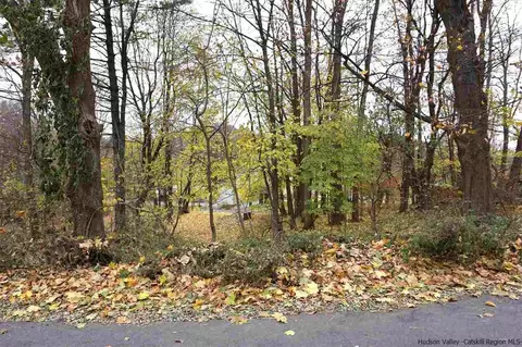 730 Second Ave, Sleightsburgh, NY 12401 photo 4
