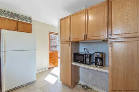 148 Smith Rd, Poughkeepsie, NY 12603 photo 11