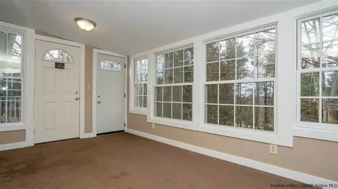 29 Fox Hl, Wallkill, NY 12589 photo 22