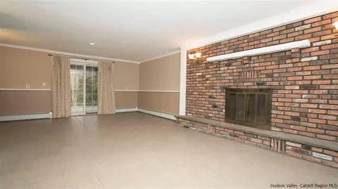 29 Fox Hl, Wallkill, NY 12589 photo 26