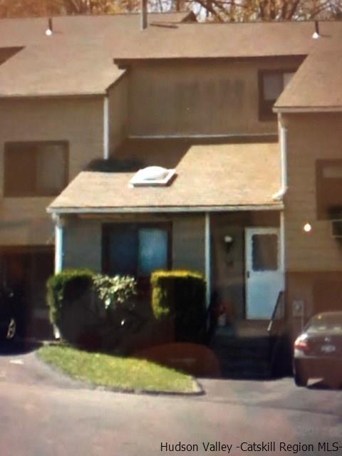 15 Laurel Ct, Fishkill, NY 12524 photo 1