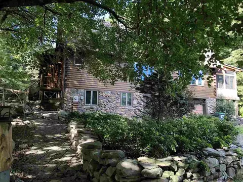 20 Campfire Rd, Wallkill, NY 12589 photo 2