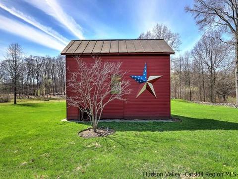 987 River Rd, Red Hook, NY 12571 photo 24