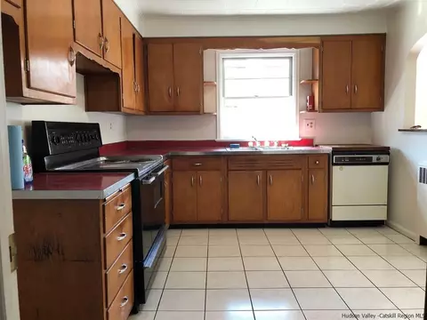 44 Eileen, Poughkeepsie, NY 12603 photo 4