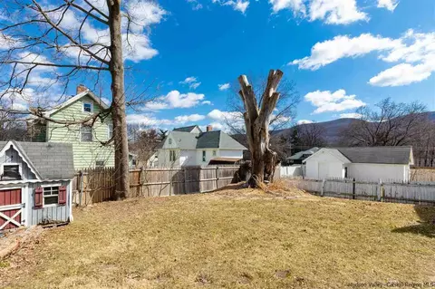 35 Ackerman St, Beacon, NY 12508 photo 5