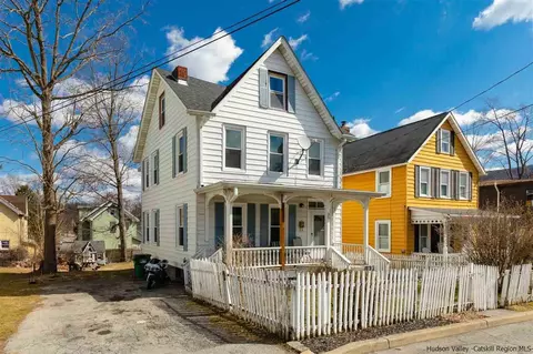35 Ackerman St, Beacon, NY 12508 photo 2