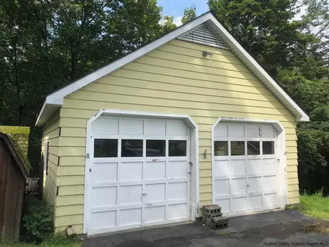 41 Bircher Ave, Poughkeepsie, NY 12601 photo 26