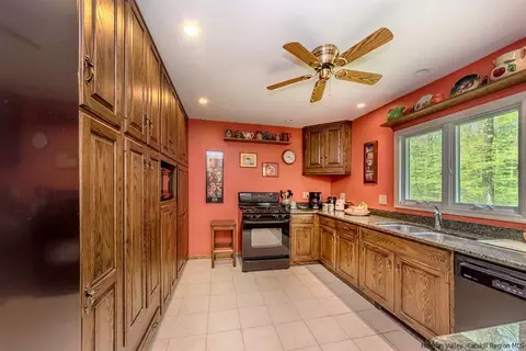 260 South Rd, Ruby, NY 12475 photo 10