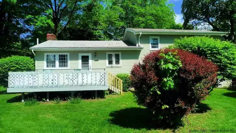 2 Knox Rd, Red Hook, NY 12571 photo 19