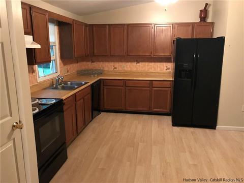 15 Chase Rd, Wallkill, NY 12589 photo 3