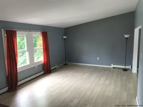 15 Chase Rd, Wallkill, NY 12589 photo 4