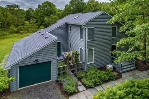 20 S Mountain Rd, Wallkill, NY 12589 photo 4