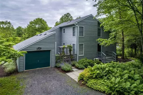 20 S Mountain Rd, Wallkill, NY 12589 photo 1