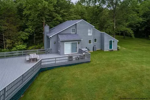 20 S Mountain Rd, Wallkill, NY 12589 photo 10