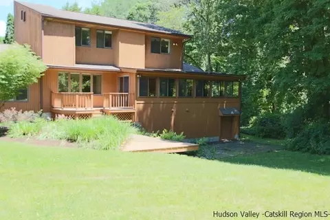 16 Risa Ln, Cottekill, NY 12419 photo 2