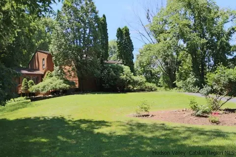 16 Risa Ln, Cottekill, NY 12419 photo 3