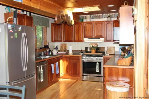 685 Hoagerburgh Rd, Wallkill, NY 12589 photo 9