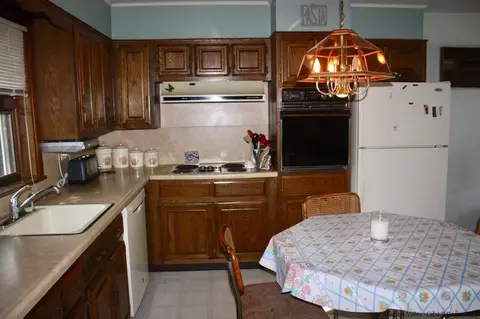 99 Ray Blvd, Poughkeepsie, NY 12603 photo 4