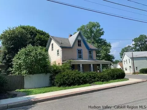 6 Main St, Wallkill, NY 12589 photo 1