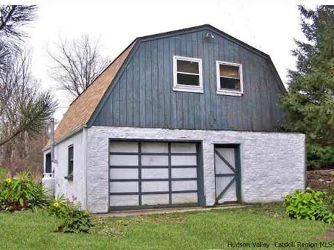 307 Meeker, Wallkill, NY 12589 photo 30