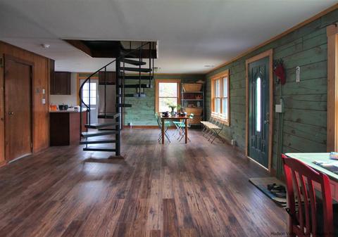 307 Meeker, Wallkill, NY 12589 photo 34