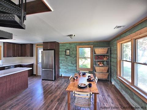 307 Meeker, Wallkill, NY 12589 photo 22