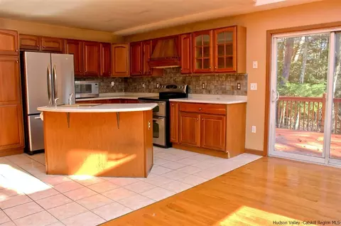 180 Ruby Rd, Kingston, NY 12401 photo 10