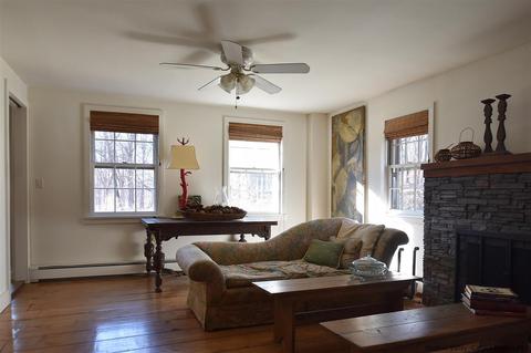 345 E Fallkill Rd, Hyde Park, NY 12538 photo 4