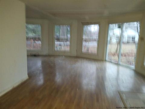 45 Overland Dr, Wallkill, NY 12589 photo 3