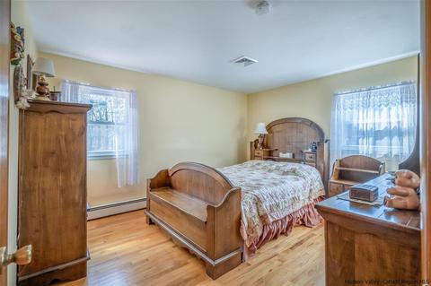19 Smith St, Red Hook, NY 12571 photo 10