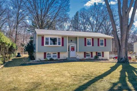 19 Smith St, Red Hook, NY 12571 photo 1