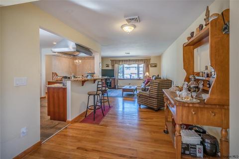 19 Smith St, Red Hook, NY 12571 photo 6