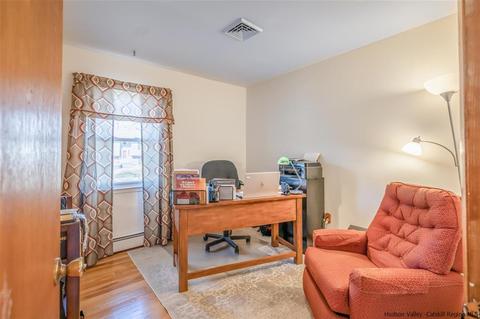 19 Smith St, Red Hook, NY 12571 photo 13