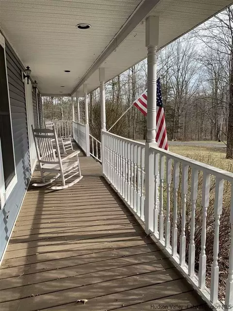 14 Beecher Hl, Wallkill, NY 12589 photo 9