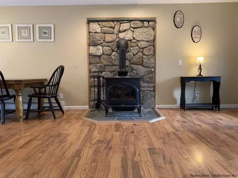 14 Beecher Hl, Wallkill, NY 12589 photo 13