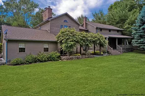 409 Decker Rd, Wallkill, NY 12589 photo 18