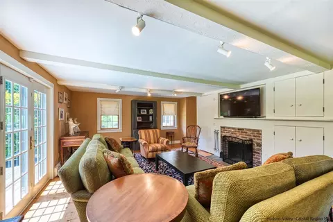 409 Decker Rd, Wallkill, NY 12589 photo 7